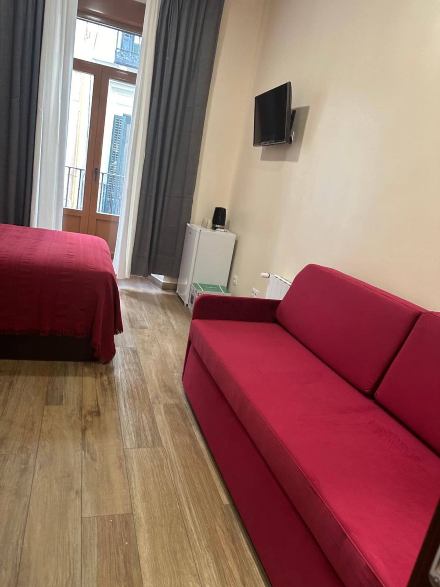 Hostal “ Infantas” Madrid Luaran gambar