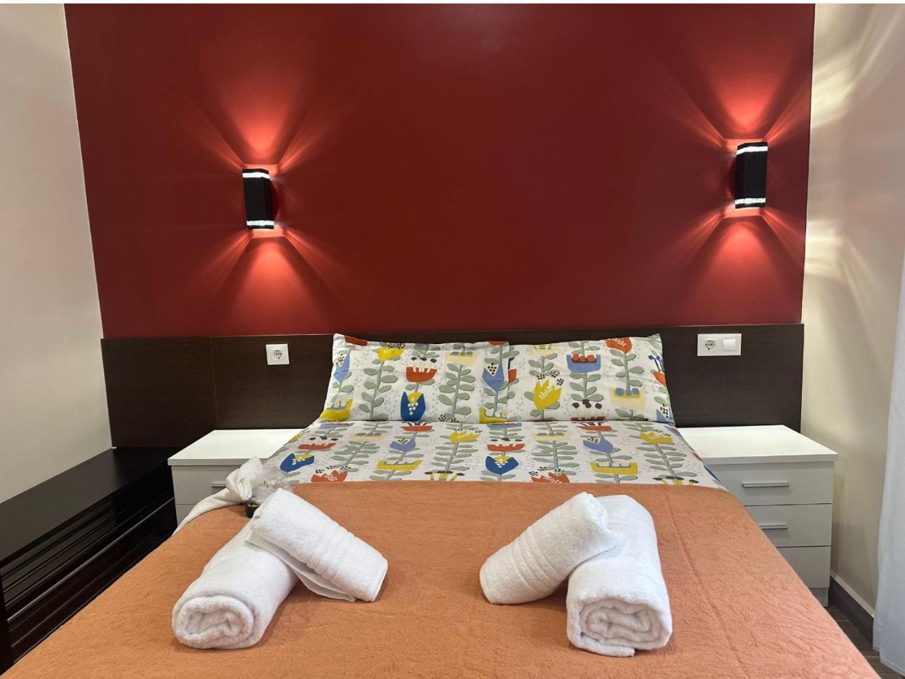Hostal “ Infantas” Madrid Luaran gambar