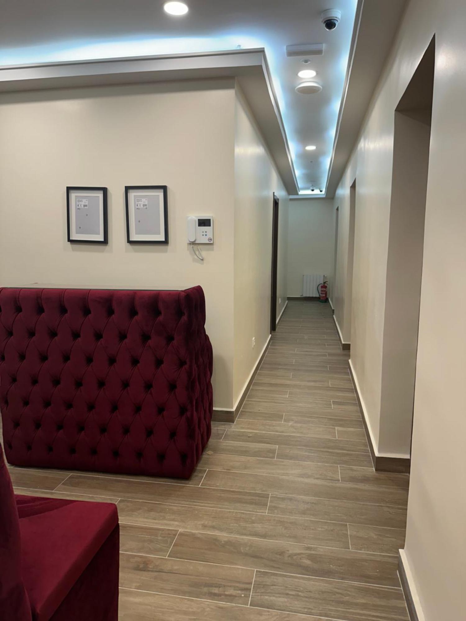Hostal “ Infantas” Madrid Luaran gambar
